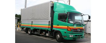 輸送車(テールゲート昇降装置付き)4トントラック